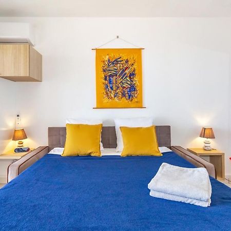 Oceanides - Studio Renove Avec Magnifique Vue Mer - Saint-Gilles-Les-Bains エクステリア 写真